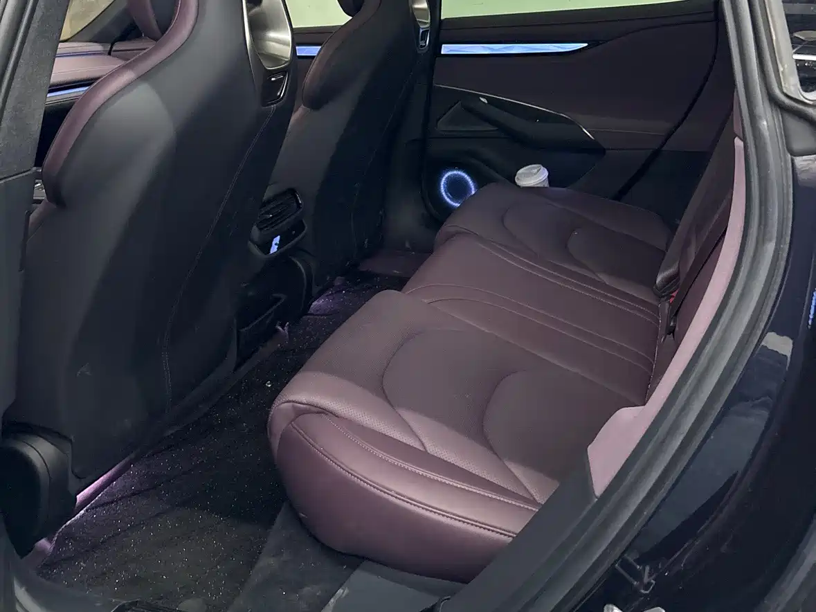 Xiaomi Auto Xiaomi SU7 2024 AWD Extended Range Advanced Smart Driving Max Edition фото 5
