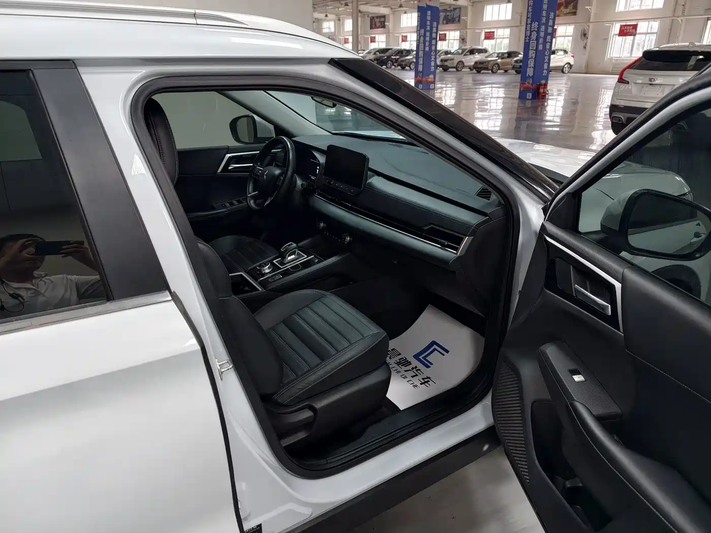 Mitsubishi Outlander 2023 2023 1.5T CVT FWD Premium Edition 5-seater
