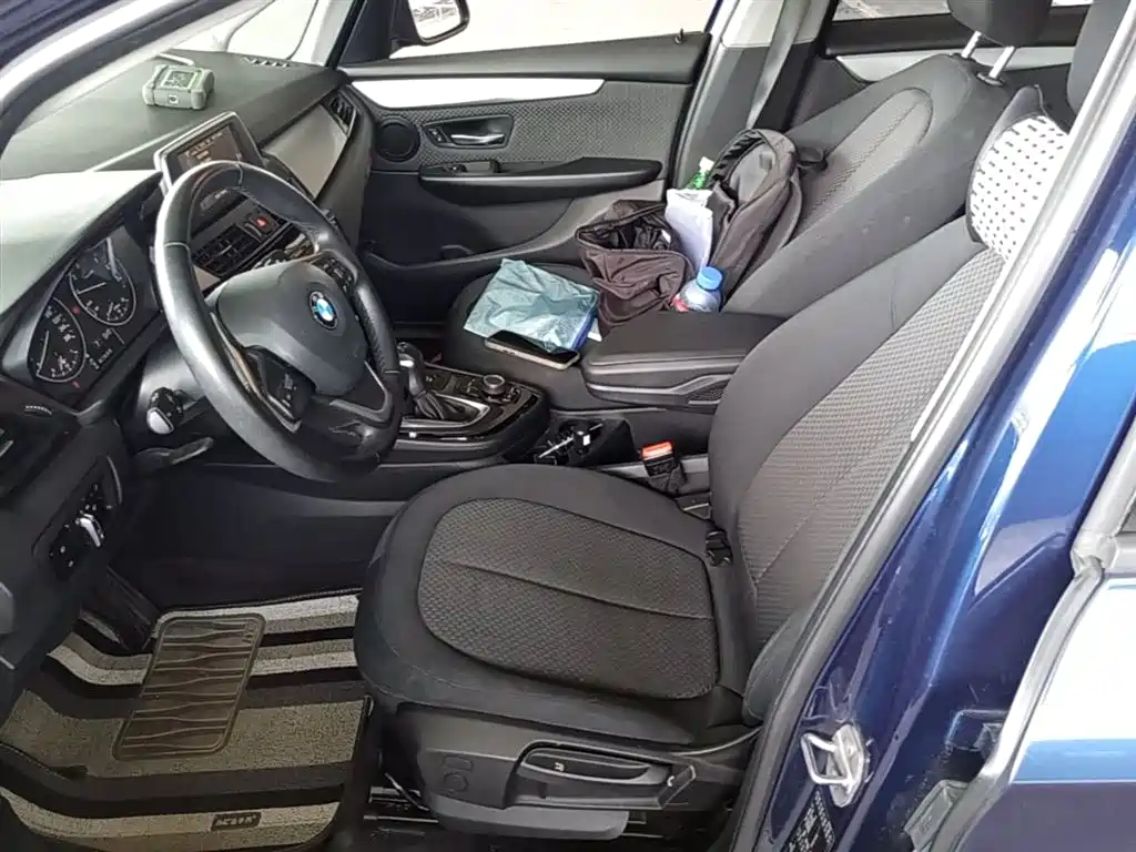 BMW 2 Series Touring 2016 218i Fashion Model фото 22