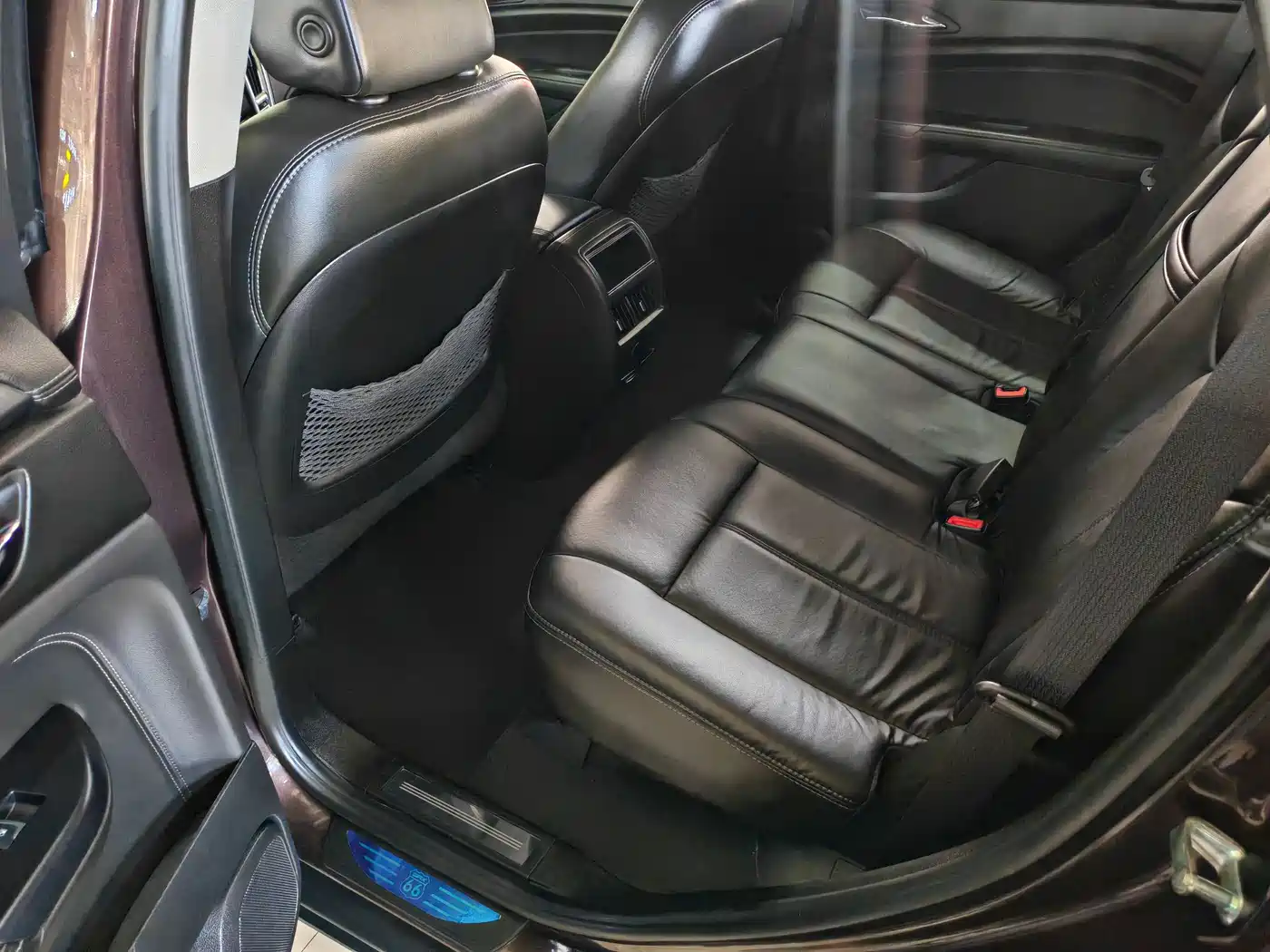 Cadillac SRX 2015 3.0L Comfort фото 8