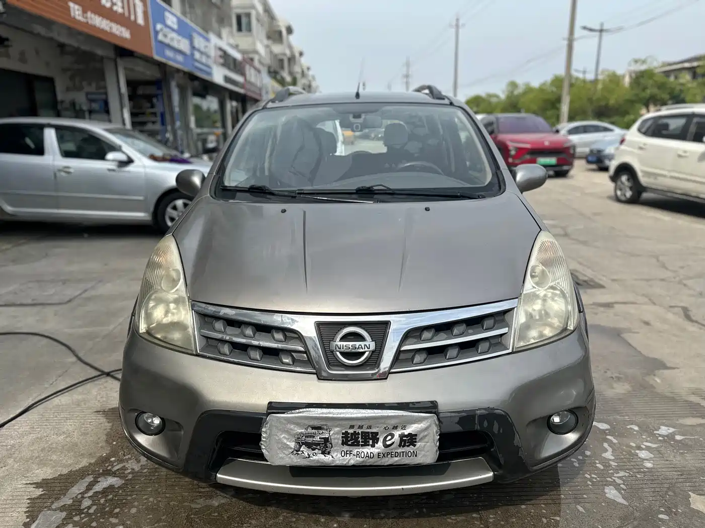 Nissan Livina 2010 2010 Model Sharp Edition 1.6L Manual Standard Type