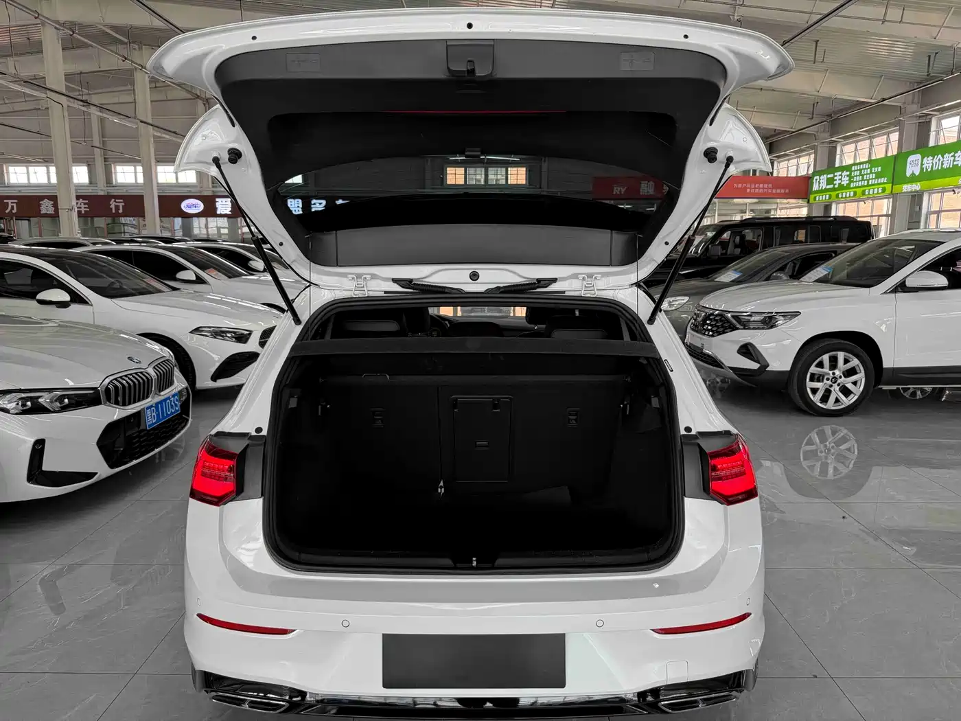 Volkswagen Golf 2021 280TSI DSG R-Line фото 19
