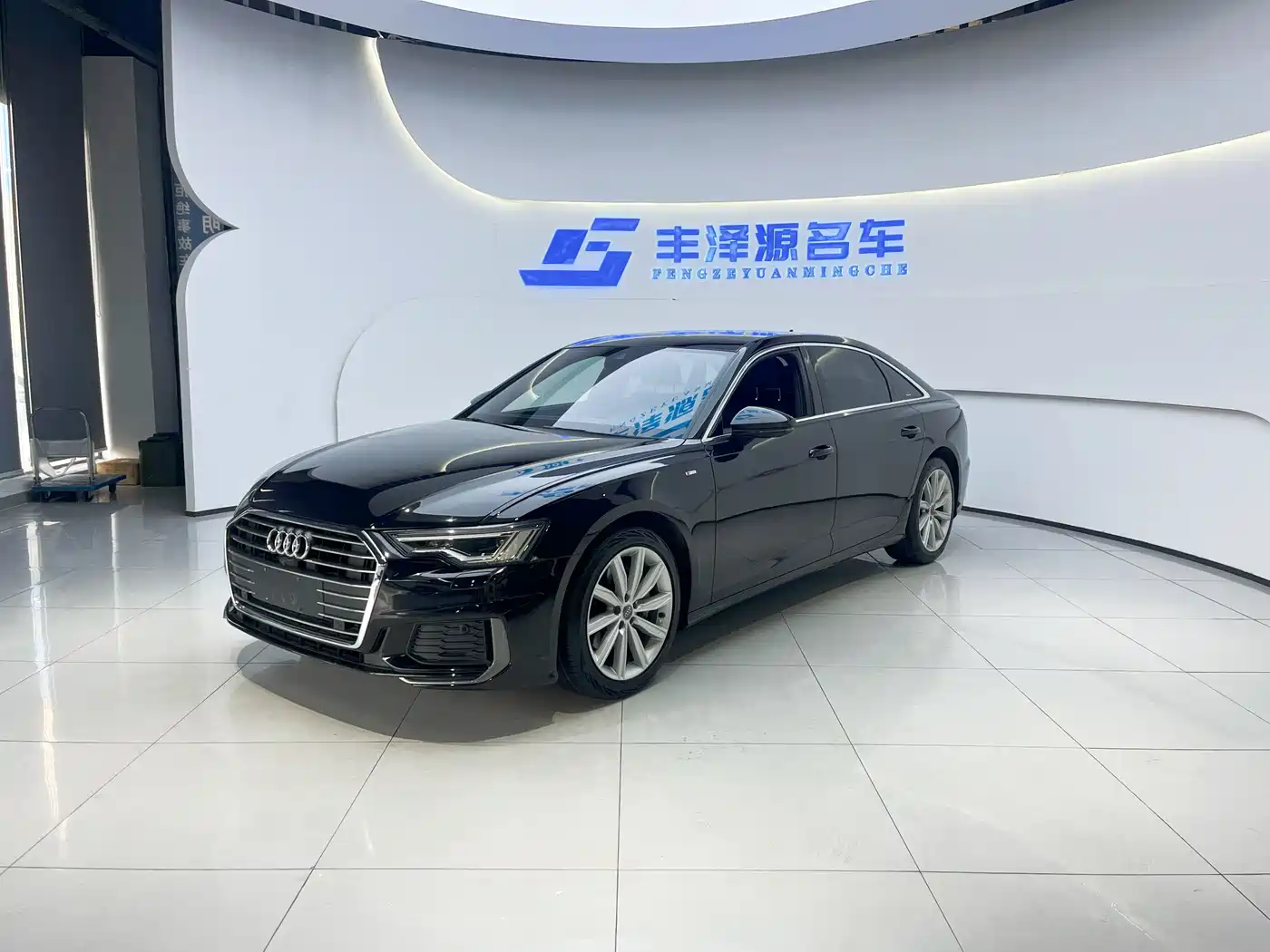 Audi A6L 2021 45 TFSI Exclusive Sport