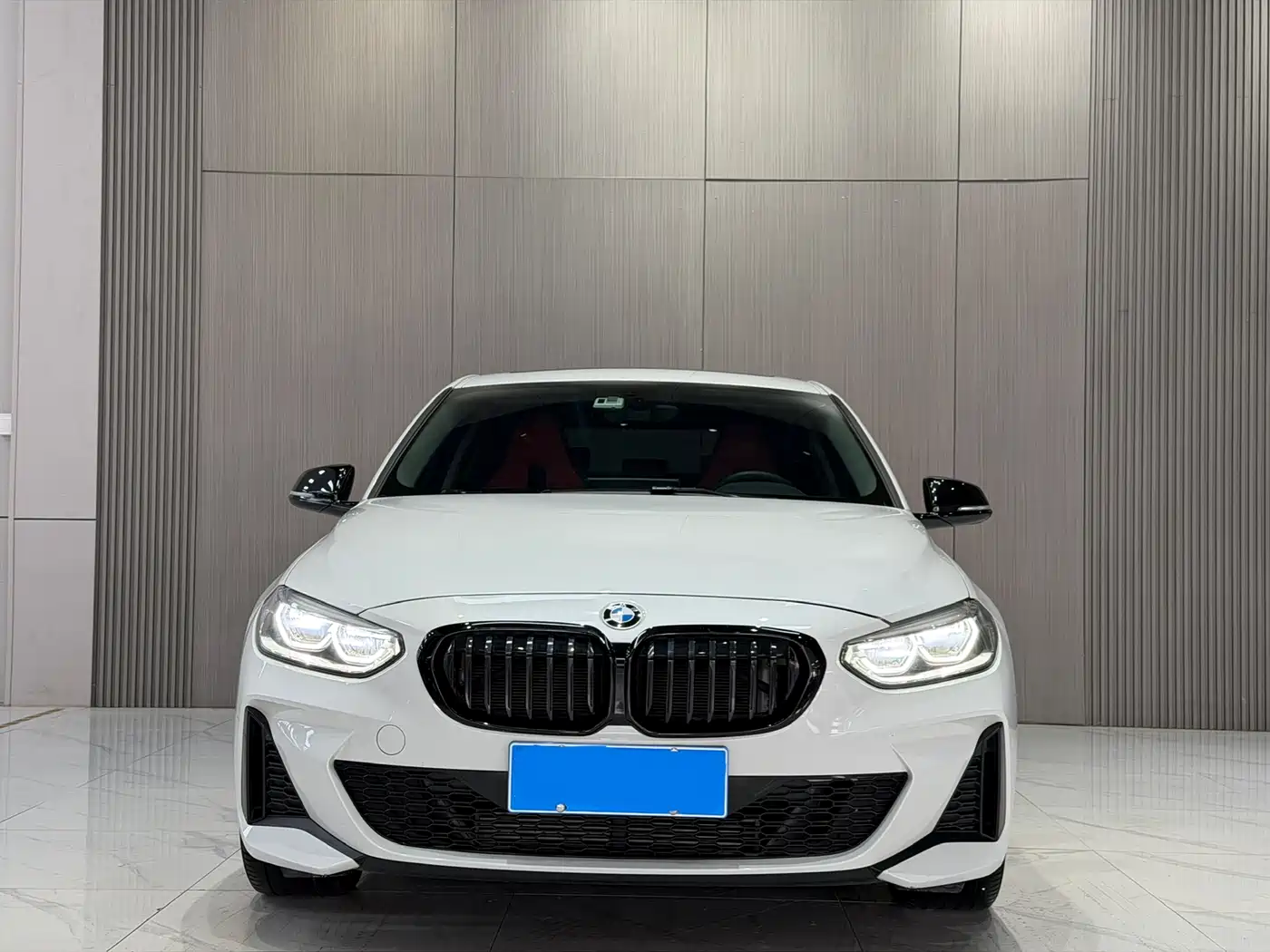 BMW 1 Series 2022 125i M Sport Shadow Edition фото 2