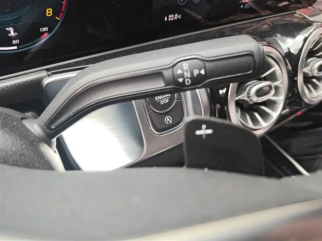 Mercedes-Benz GLB 2020 Facelift GLB 200 Style фото 7