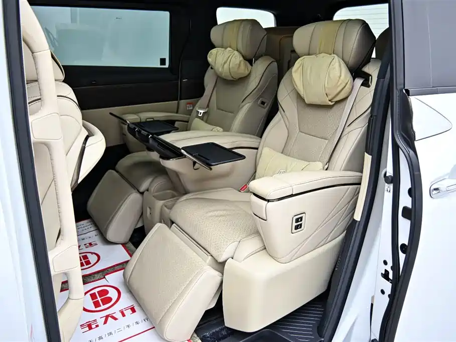 Toyota Vellfire 2024 Crown Hybrid 2.5L Executive Premium Edition фото 14
