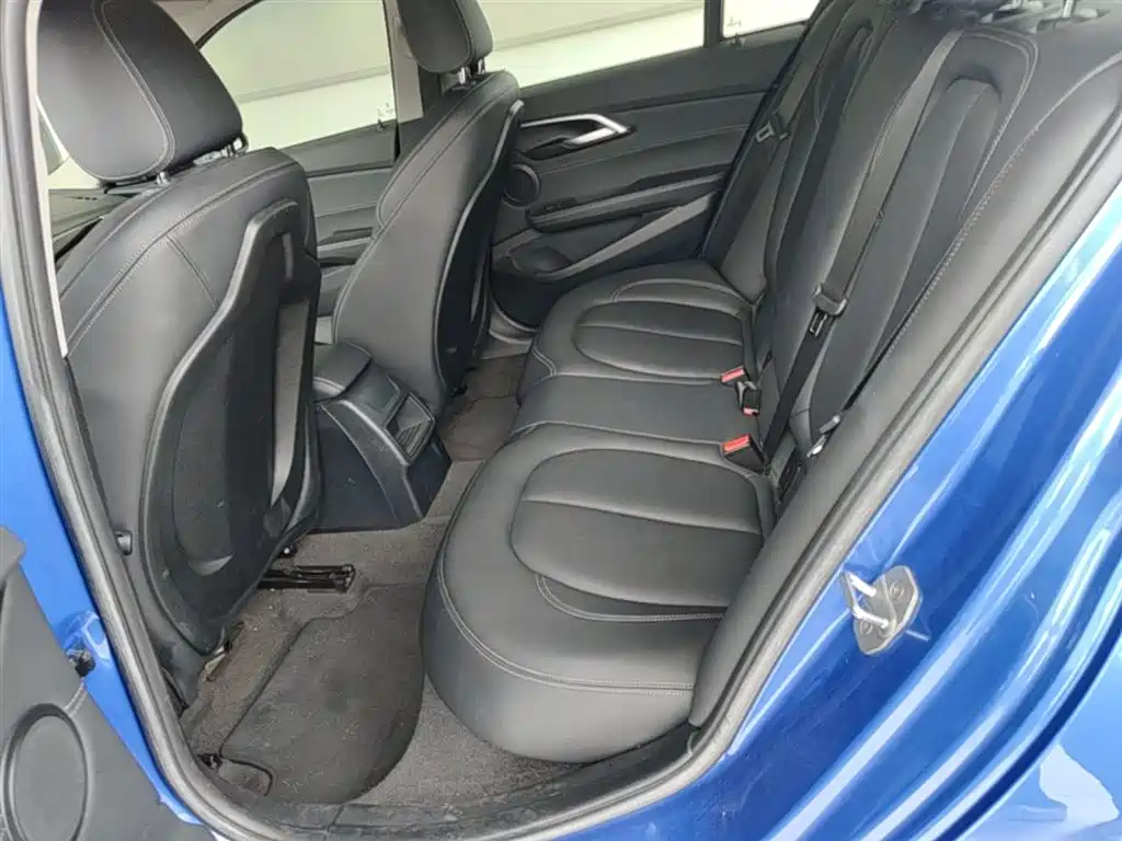 BMW 1 Series 2019 118i M Sport Package фото 24