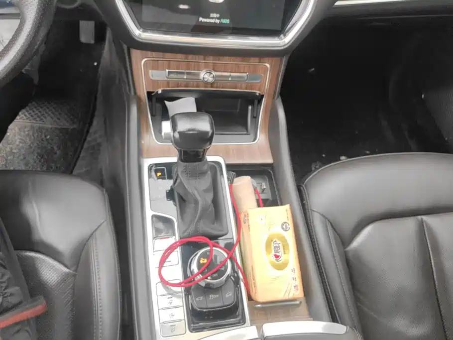 Roewe RX8 2019 2018 30T Intelligent Internet 4WD Supreme Edition