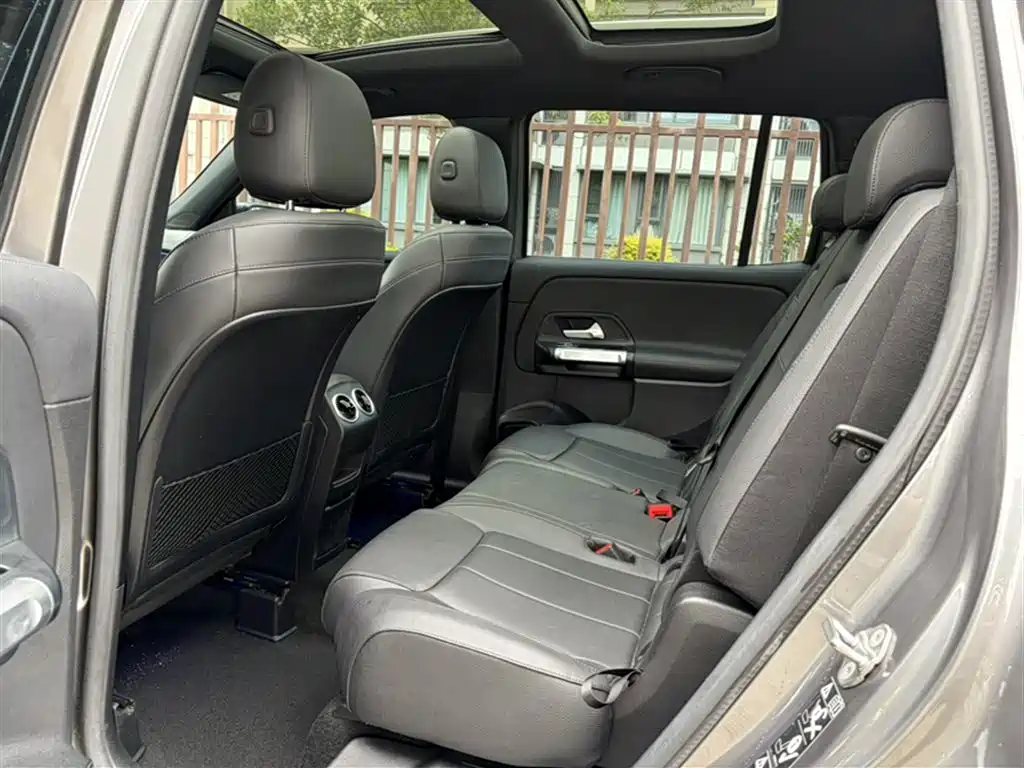 Mercedes-Benz GLB 2020 Facelift GLB 200 Style фото 12