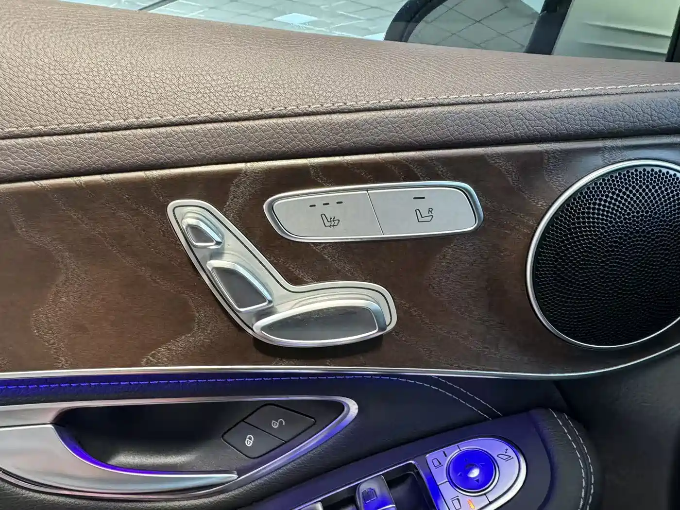 Mercedes-Benz GLC 2020 Facelift GLC 260 L 4MATIC Luxury фото 7