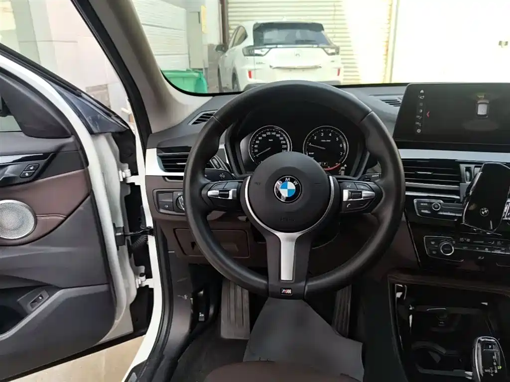 BMW X1 2021 sDrive20Li Exclusive фото 11