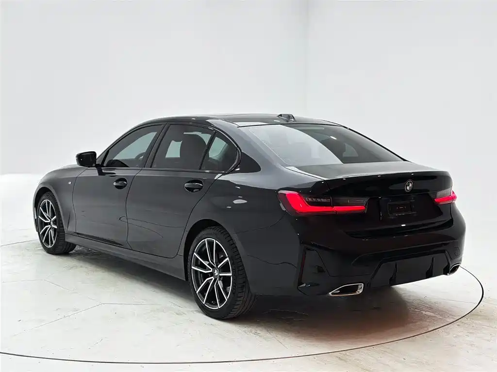 BMW 3 Series 2023 320Li M Sport Package фото 4