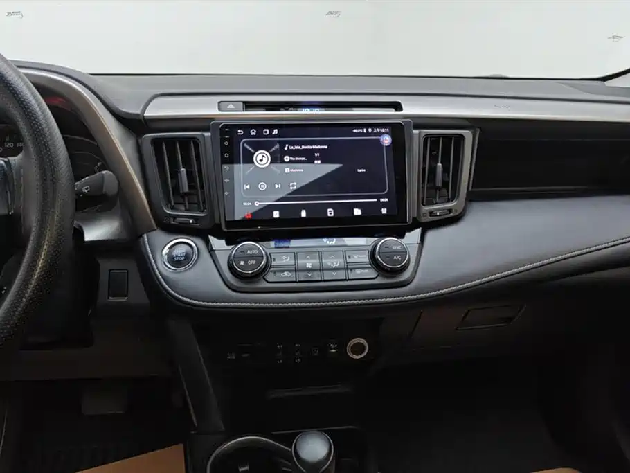 Toyota RAV4 Rongfang 2016 2.0L CVT 2WD Comfort (China V) фото 13