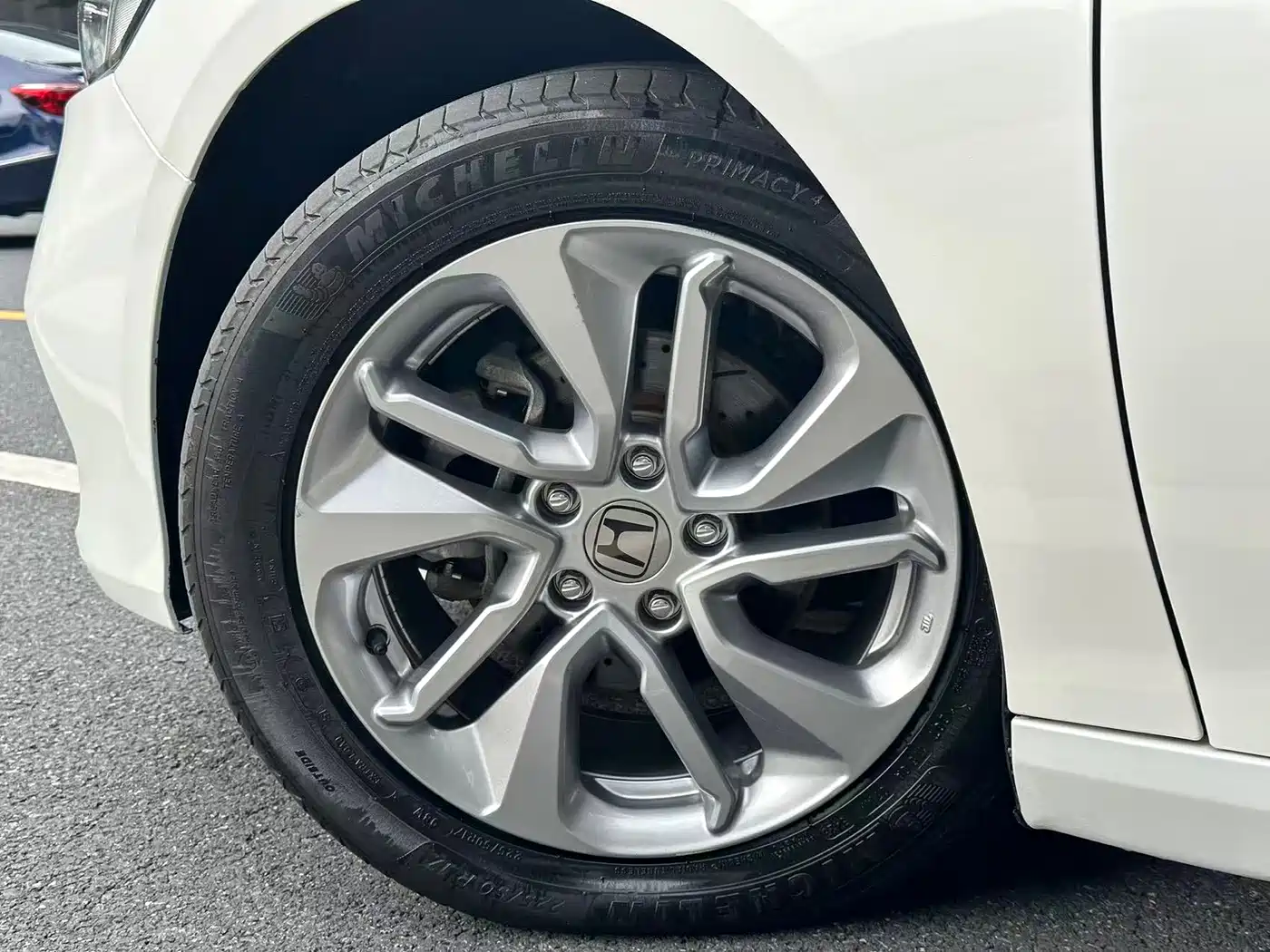 Honda Accord 2018 260TURBO Luxury Edition China VI фото 14