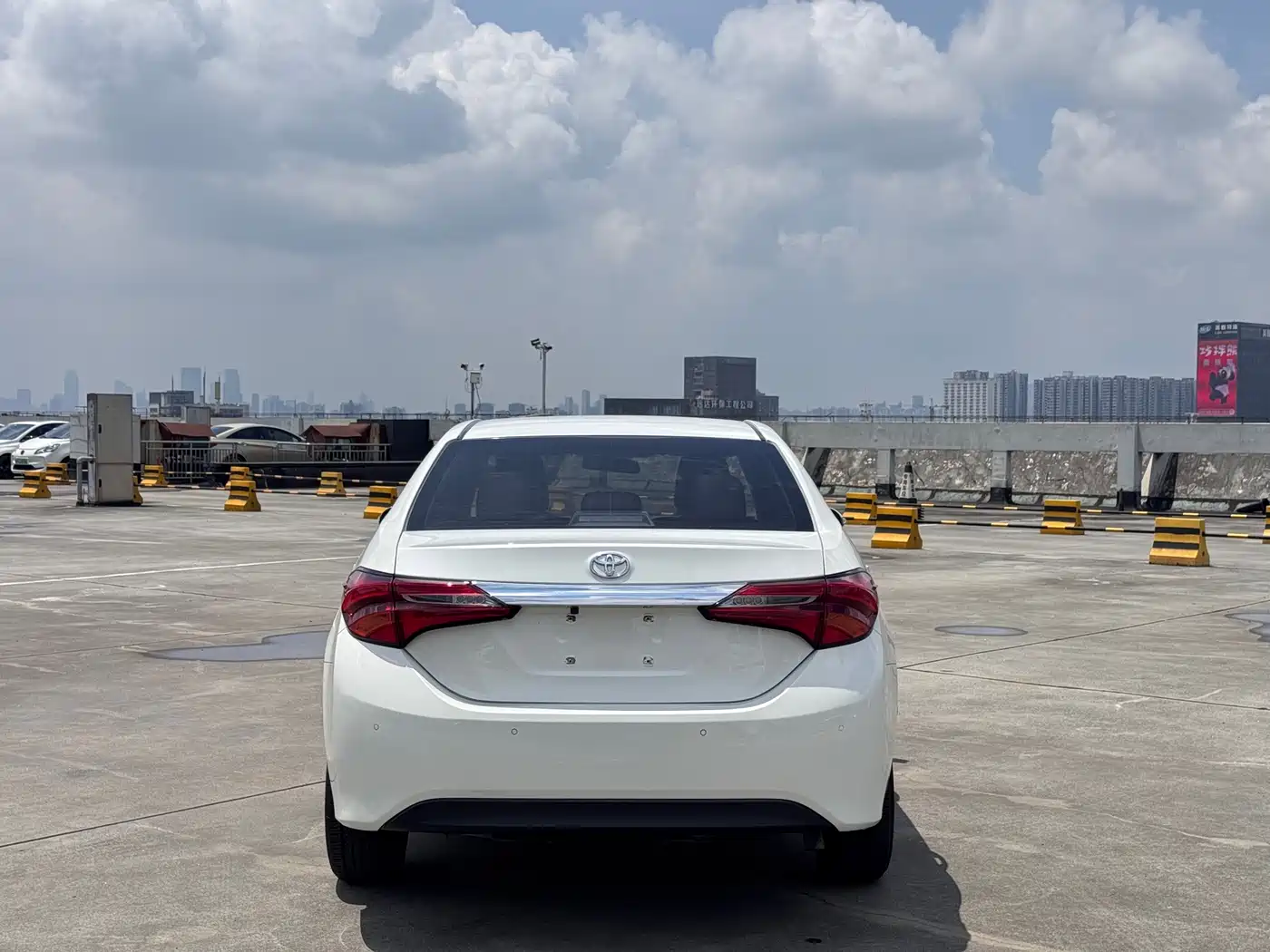 Toyota Levin 2018 185T CVT Luxury Edition фото 5