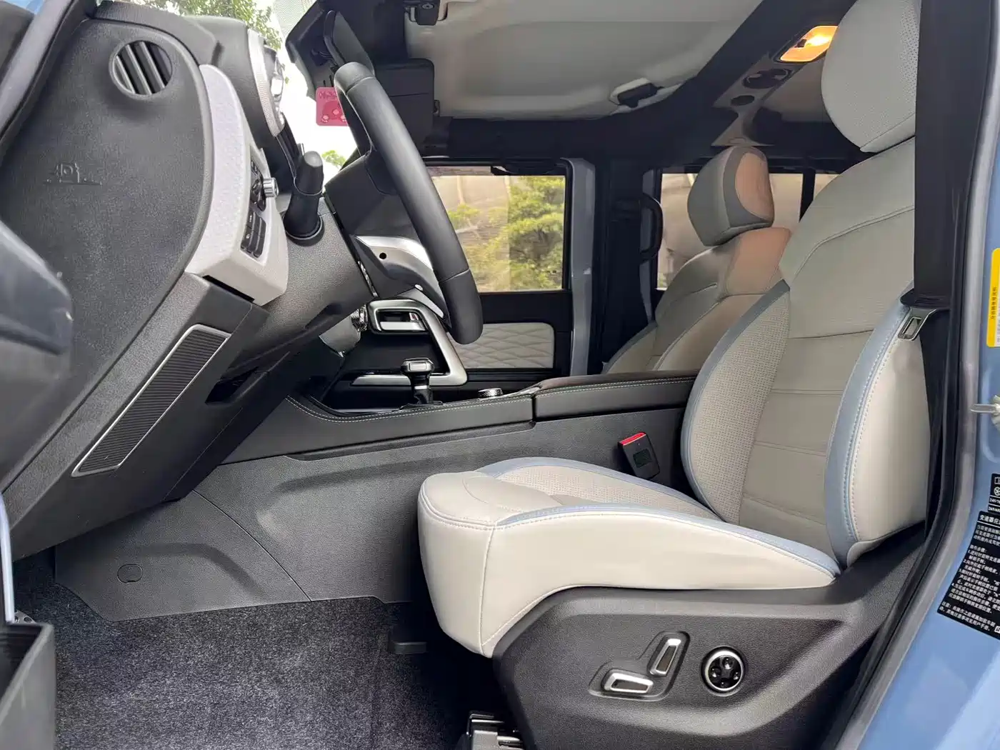 BAIC ORV Beijing Offroad BJ40 2023 2.0T Auto 4WD Urban Hunter Knight Edition фото 13