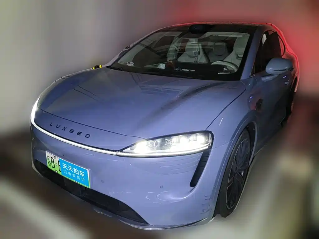 Zhijie Luxeed R7