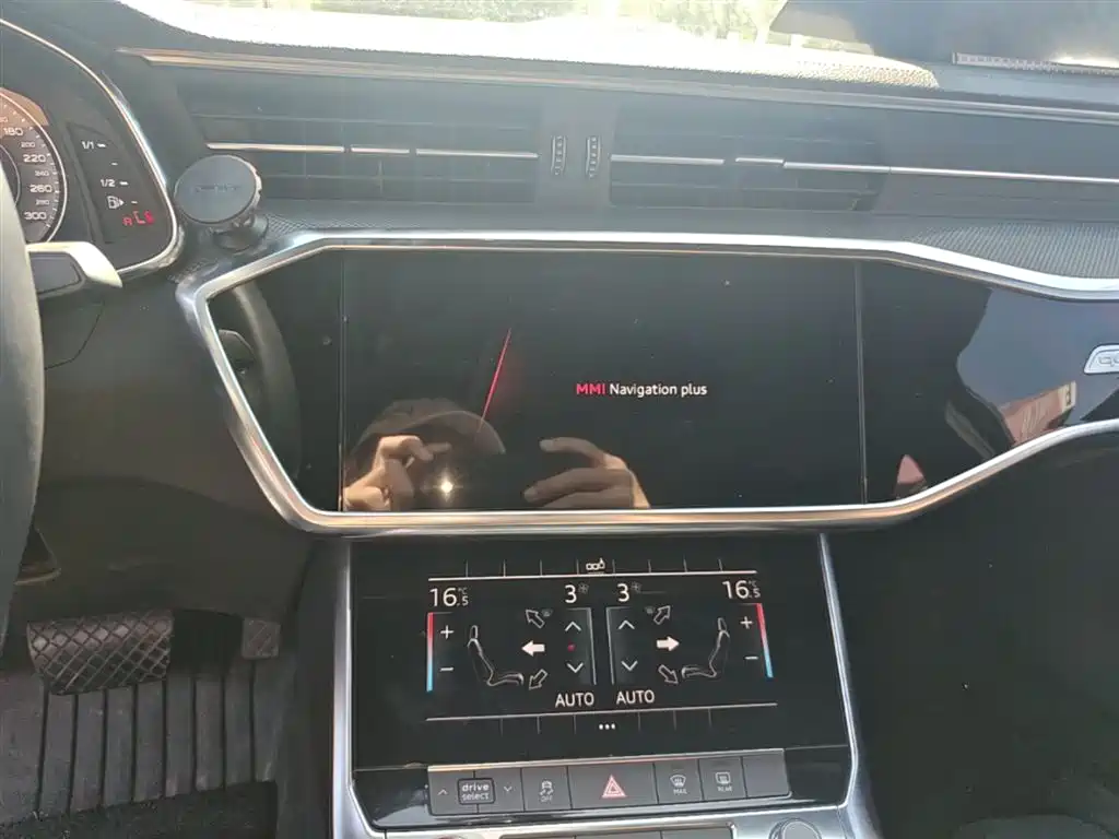 Audi A6L 2019 45 TFSI quattro Premium Dynamic фото 13