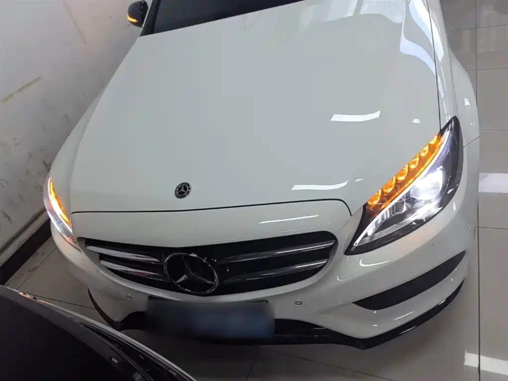 Mercedes-Benz C-Class 2017 Facelift C 200 Sport Edition фото 3