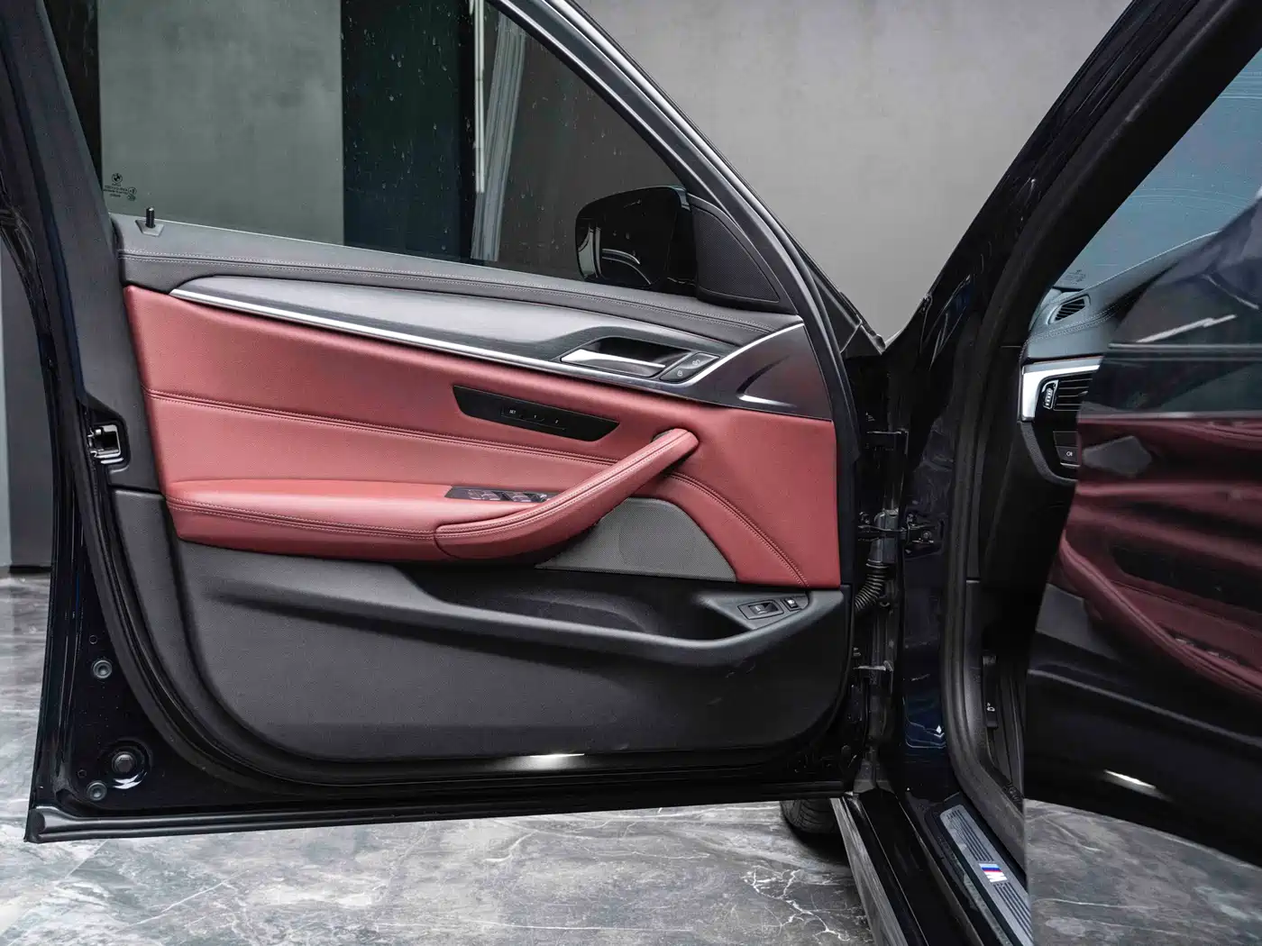 BMW 5 Series New Energy 2022 Model Second Facelift 535Le M Sport Package фото 13