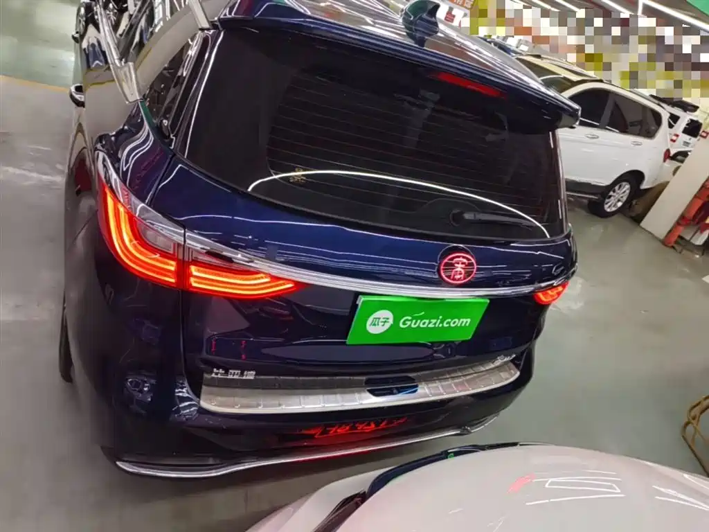 BYD Song MAX 2017 1.5T Auto Smart Connect Premium 7-seater фото 6