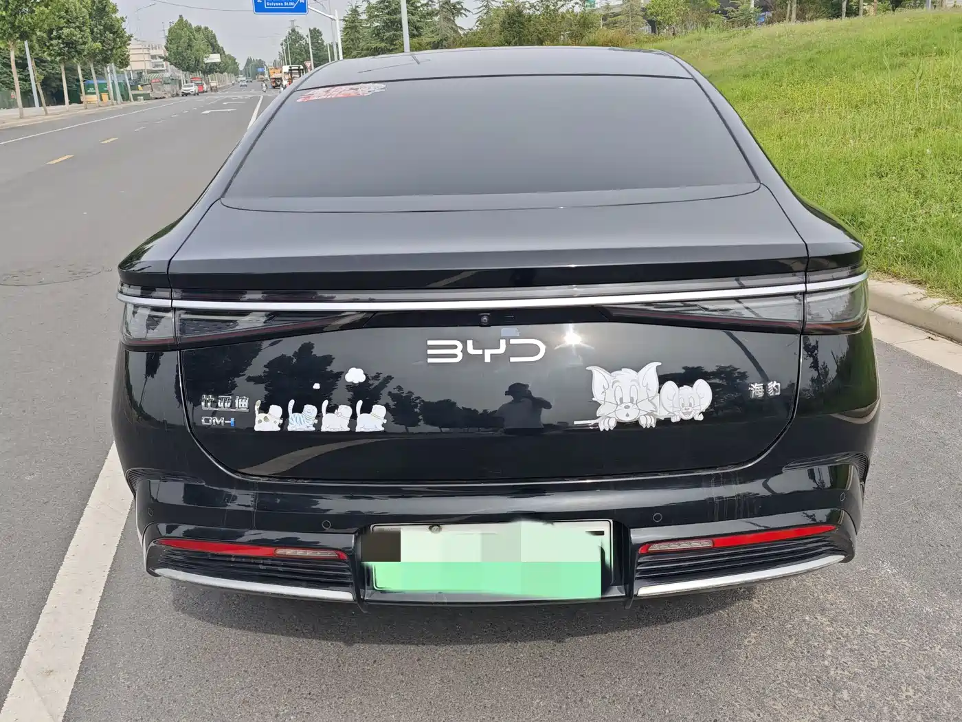 BYD Seal 2024 Glory Edition DM-i 1.5L 121km Luxury фото 8