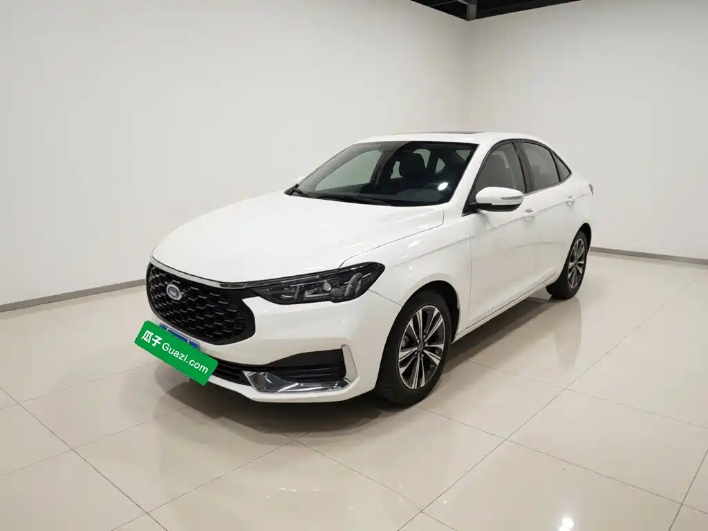2022 Ford Escort