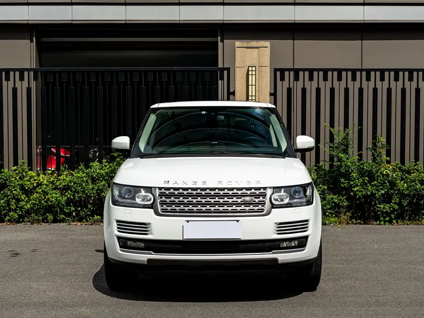 Land Rover Range Rover 2015 3.0 SC V6 Vogue фото 2