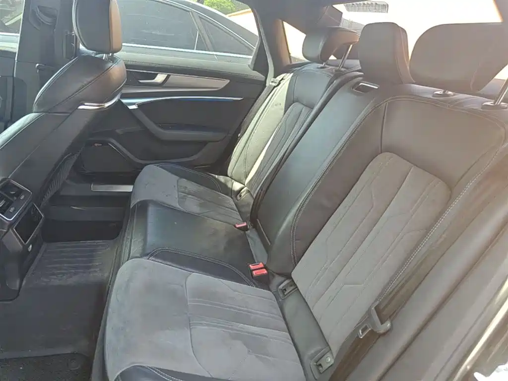 Audi A6L 2019 45 TFSI quattro Premium Dynamic фото 17
