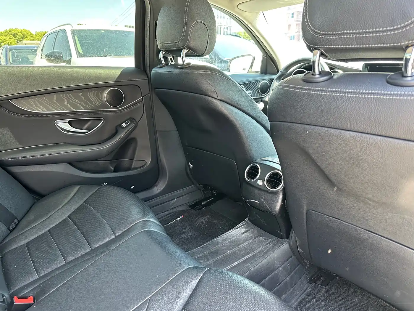 Mercedes-Benz C-Class 2016 C 180 L Sport фото 8