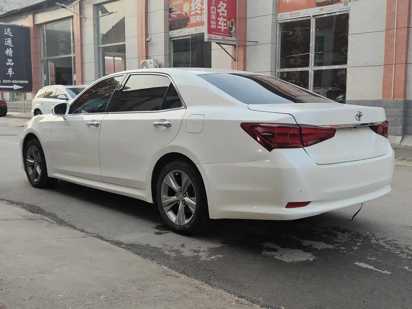 Toyota Crown 2015 2.5L Smart Edition фото 6