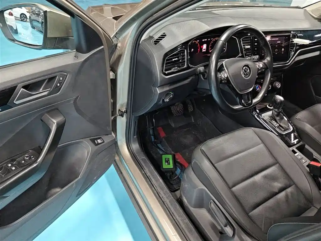 Volkswagen T-ROC 2021 280TSI DSG 2WD Comfort Connected фото 16
