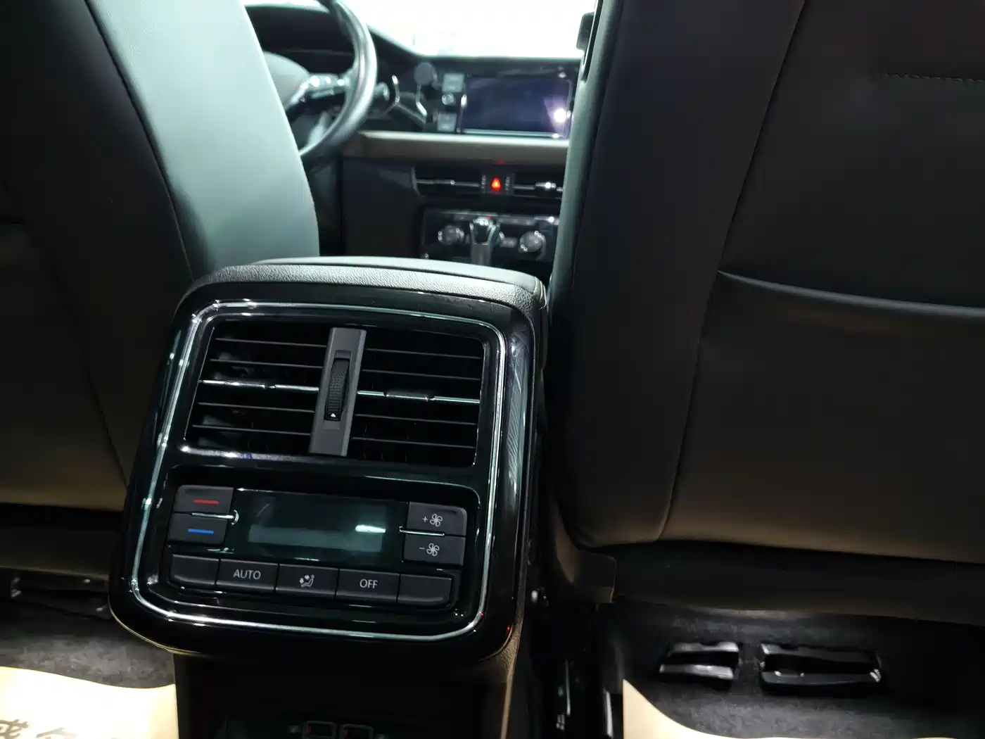 VOLKSWAGEN PASSAT NEW ENERGY