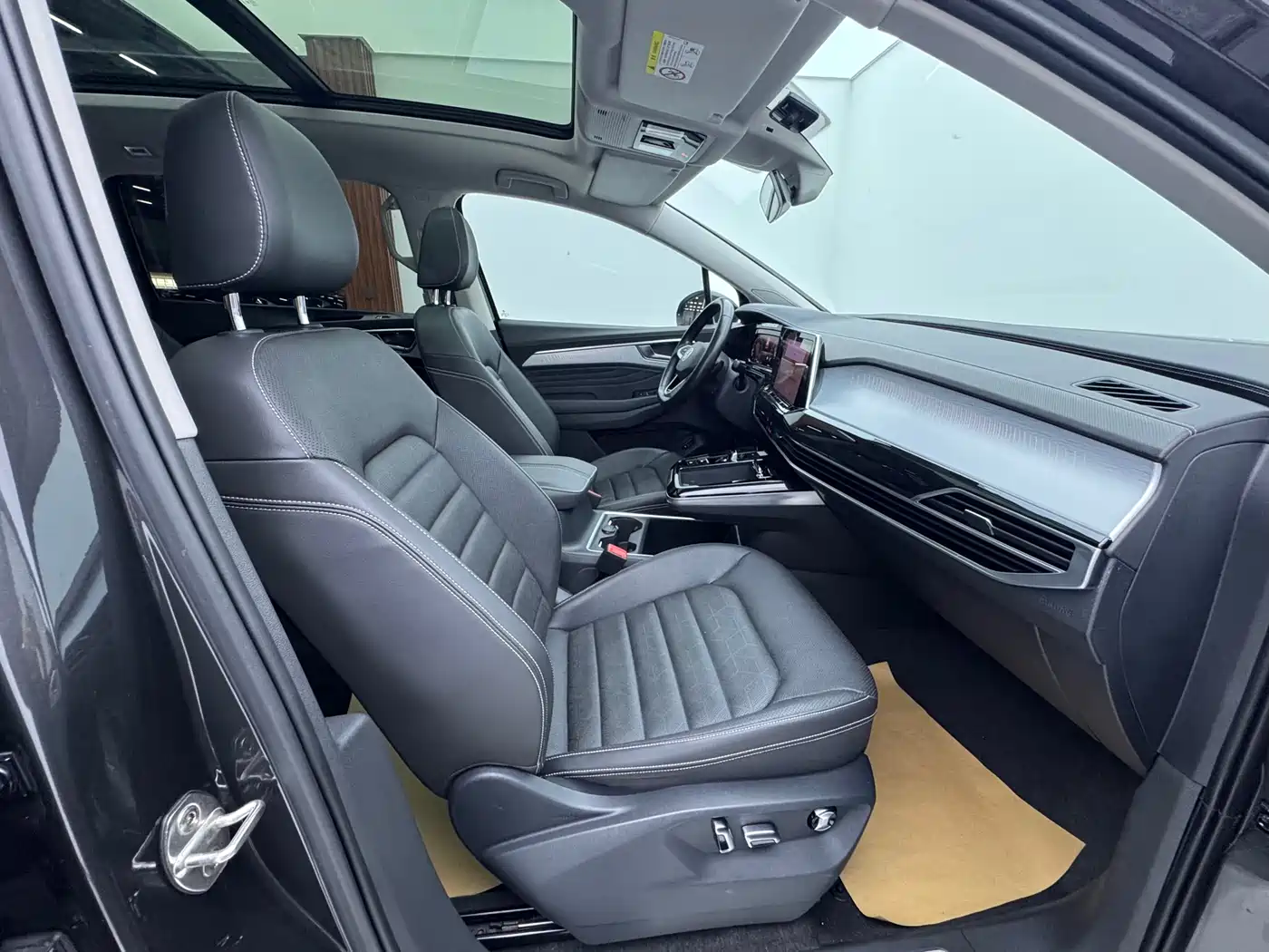 Volkswagen Talagon 2022 380TSI 4WD Luxury Premium Pro Edition 6-seater фото 7