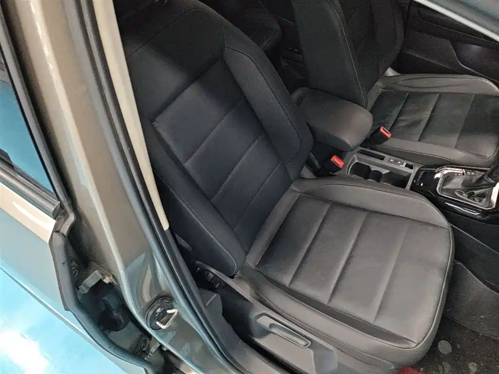 Volkswagen T-ROC 2021 280TSI DSG 2WD Comfort Connected фото 25
