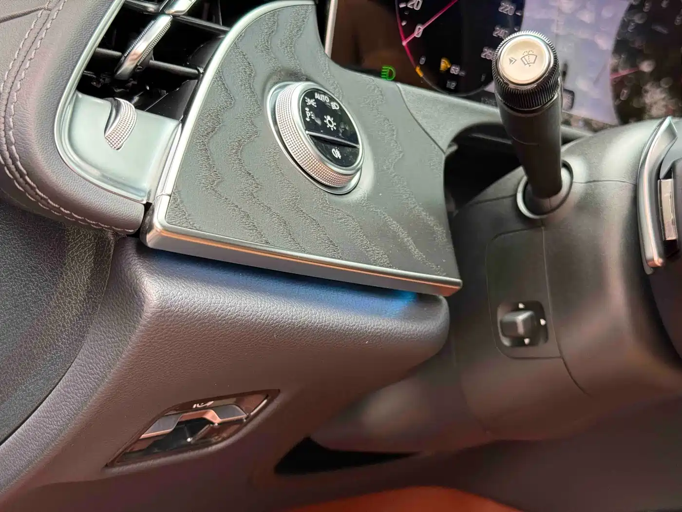 Mercedes-Benz E-Class 2024 E 300 L Fashion фото 15