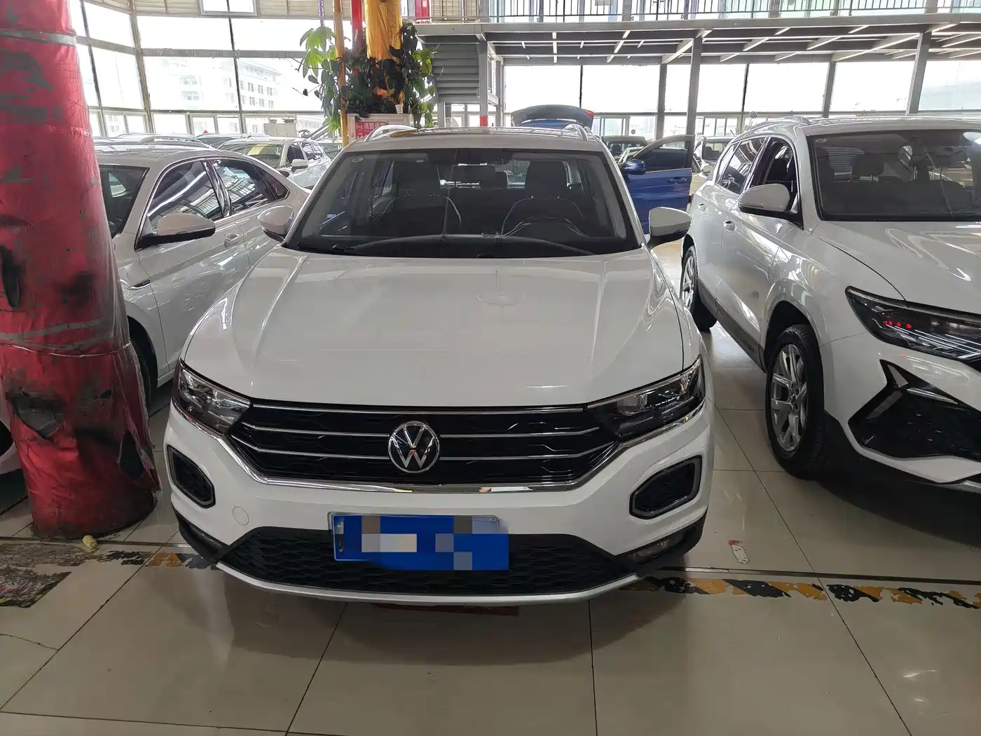 Volkswagen T-ROC 2022 280TSI DSG 2WD Elite PLUS фото 2