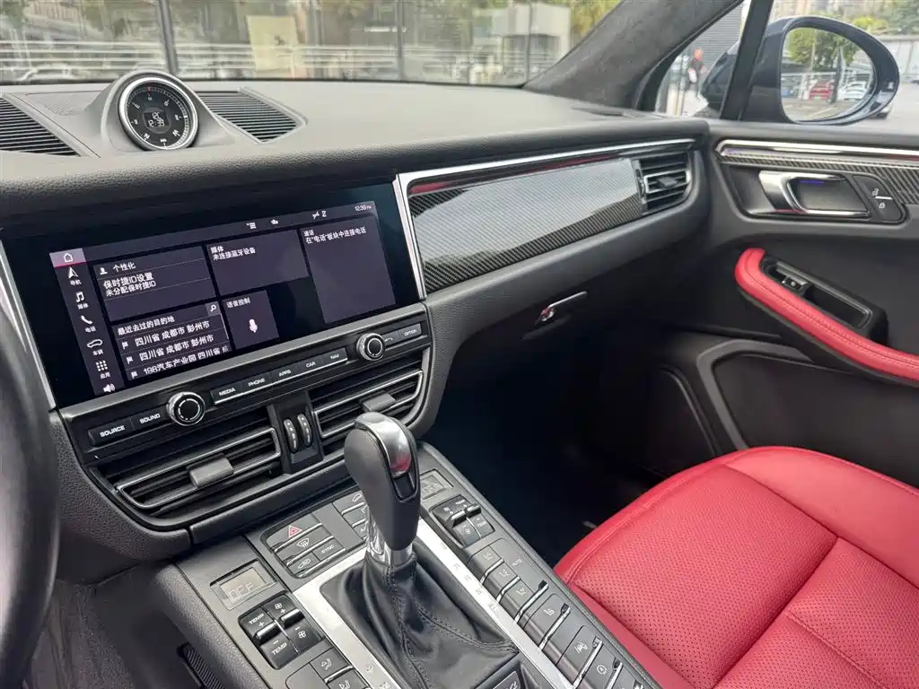 Porsche Macan 2020 Macan 2.0T фото 11