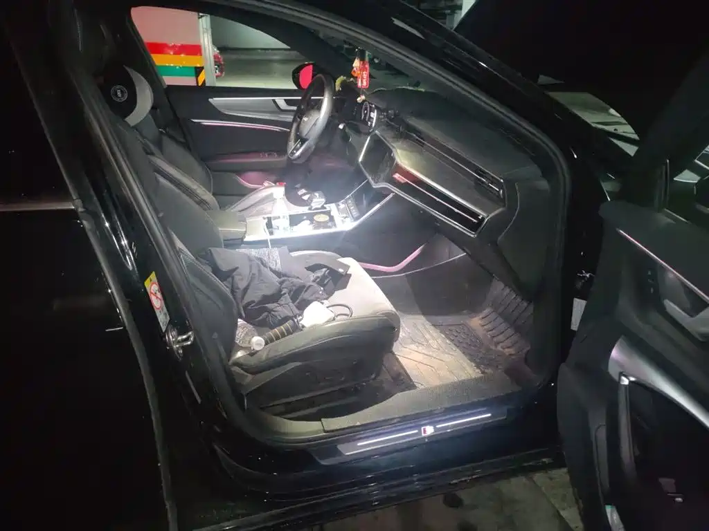 Audi A6L 2021 45 TFSI Exclusive Sport фото 20