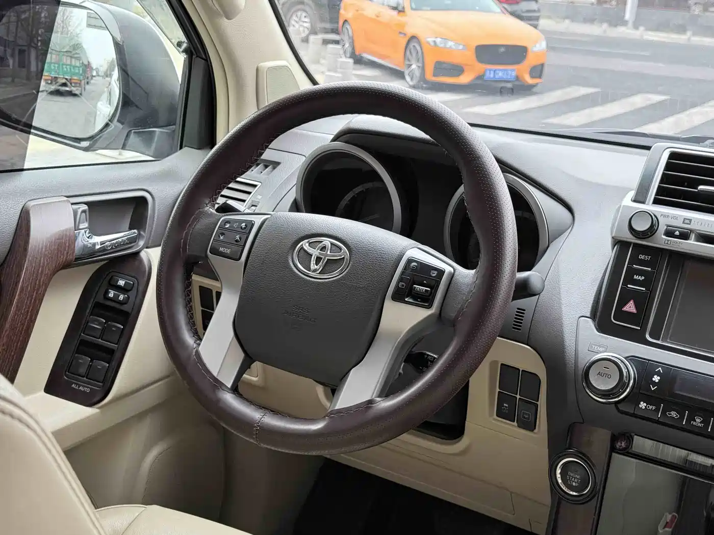 Toyota Prado 2014 4.0L Automatic TX-L NAVI фото 7