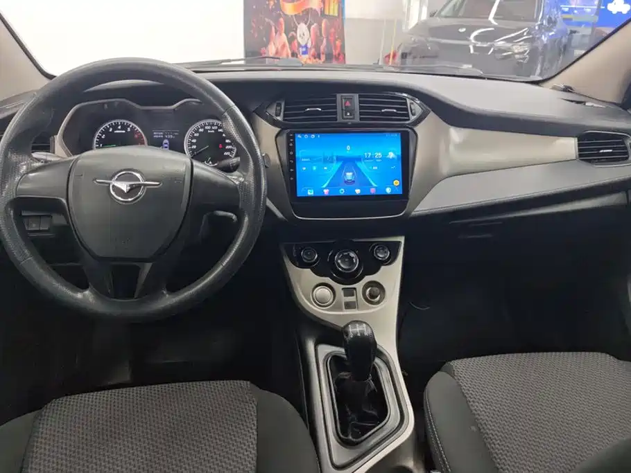 Haima M3 2016 2016 1.5L Manual Comfort Sunroof