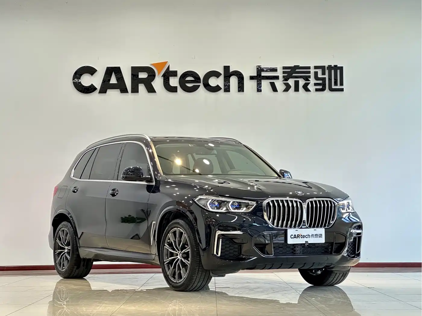BMW X5 2022 xDrive 30Li Premium M Sport Package фото 3
