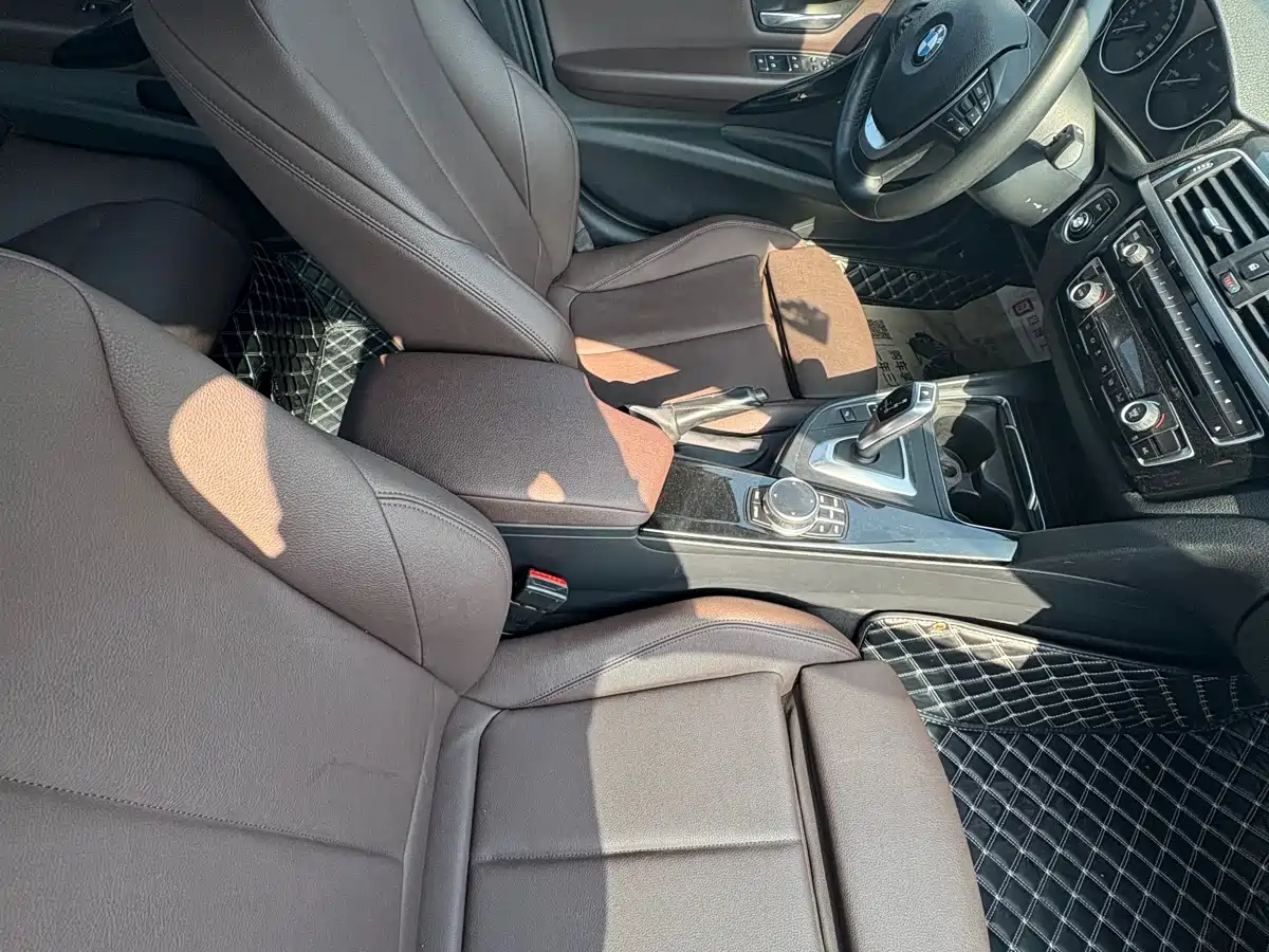 BMW 3 Series 2019 320Li Fashion Type фото 7