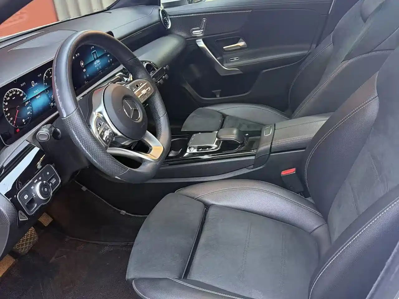 Mercedes-Benz A-Class 2019 A 200 L Sport Sedan фото 12