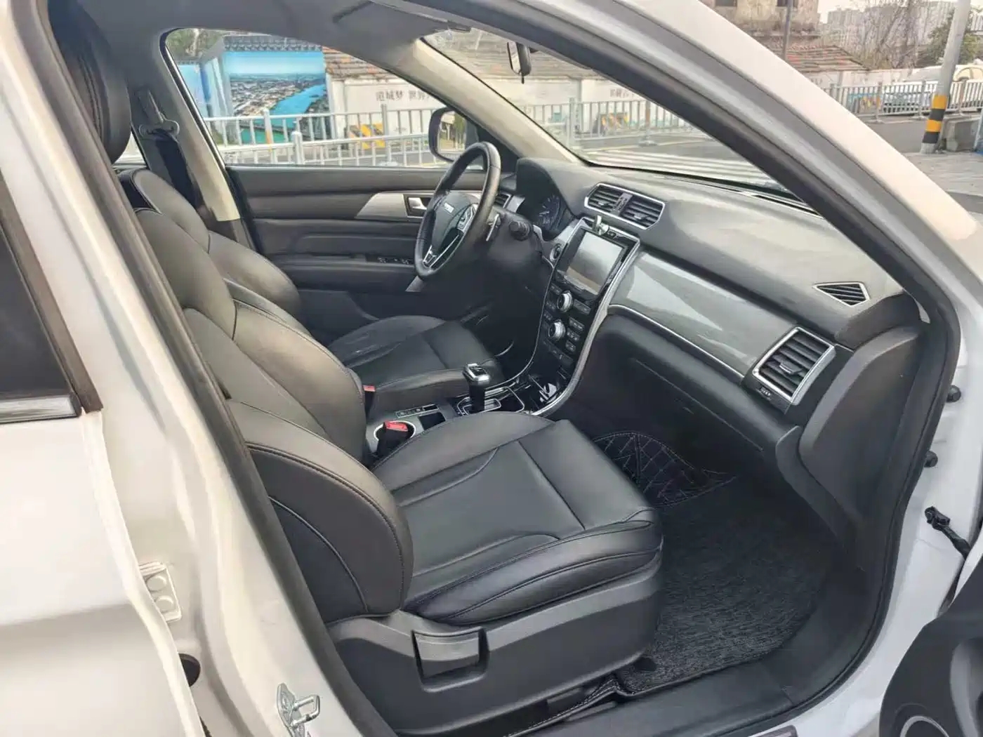 Haval H2 2018 Model Red Label 1.5T Dual-Clutch 2WD Elite фото 5