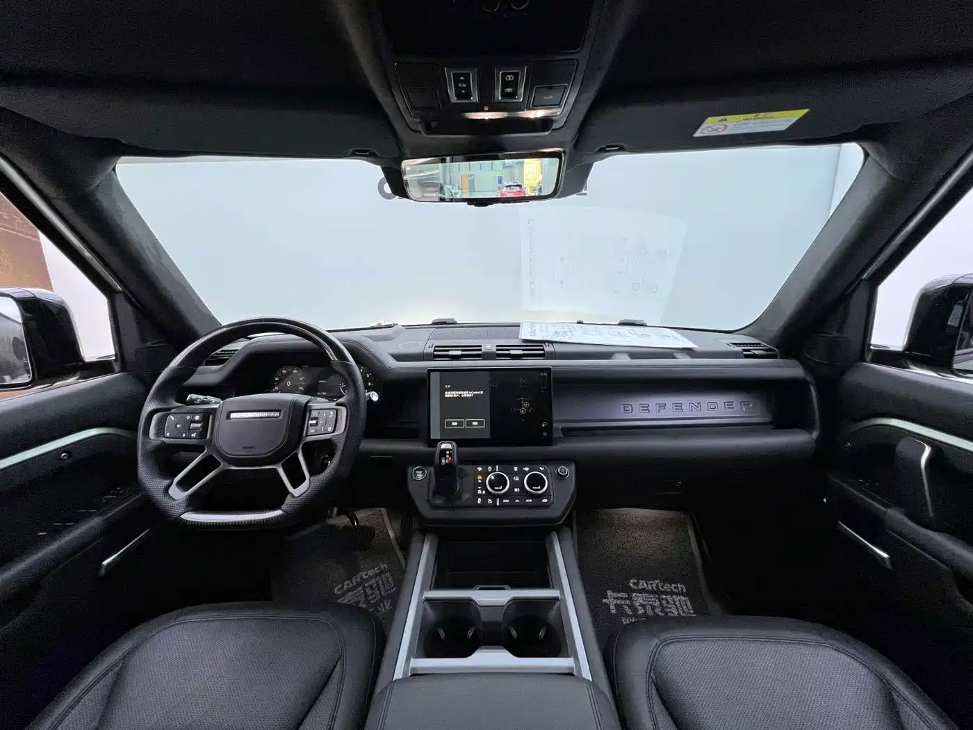 Land Rover Defender 2025 2025 110 3.0T P400 -Dynamic HSE