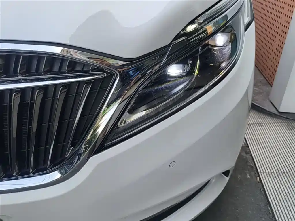 Buick GL8 2017 ES 28T Flagship China V фото 24