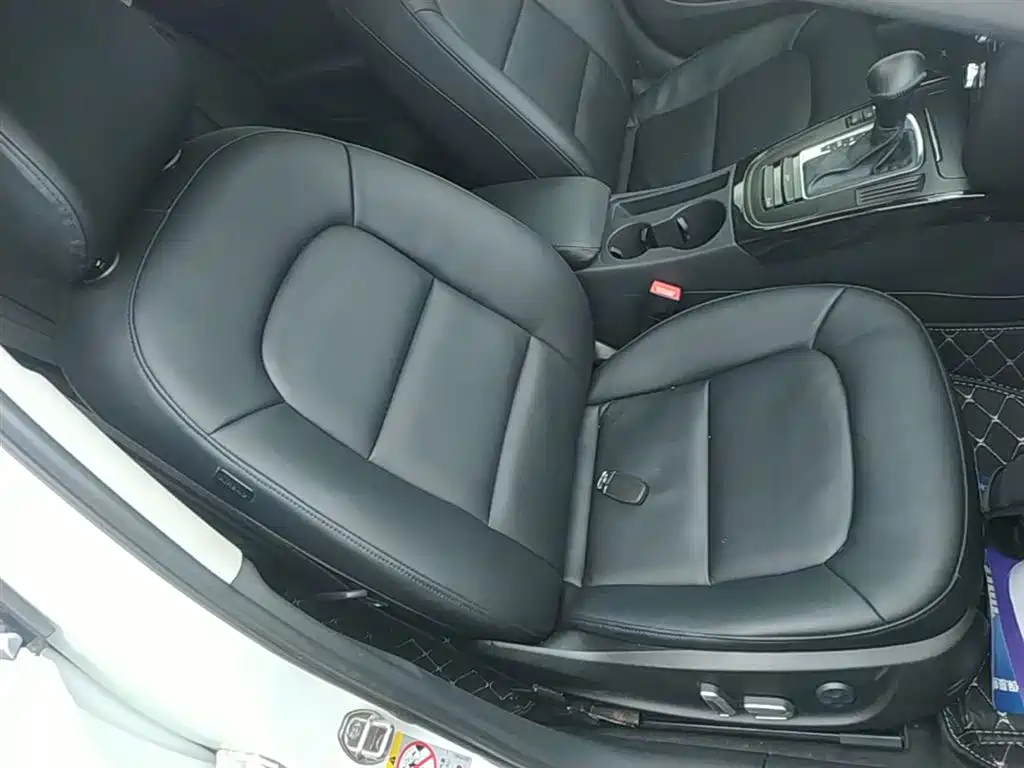 Audi A4L 2016 30 TFSI Collector's Edition Automatic Comfort фото 25