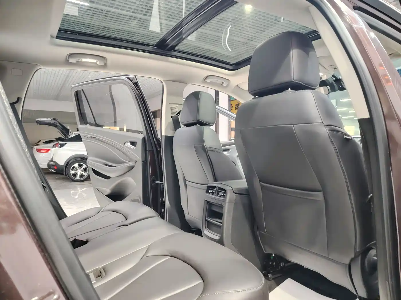Buick Envision Plus 2019 20T FWD Elite Model China VI фото 12