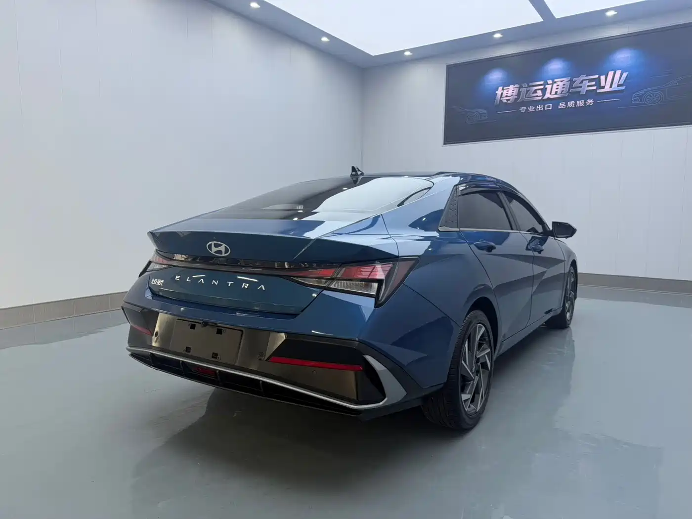 Hyundai Elantra 2023 1.5L CVT GLX Elite Edition фото 5
